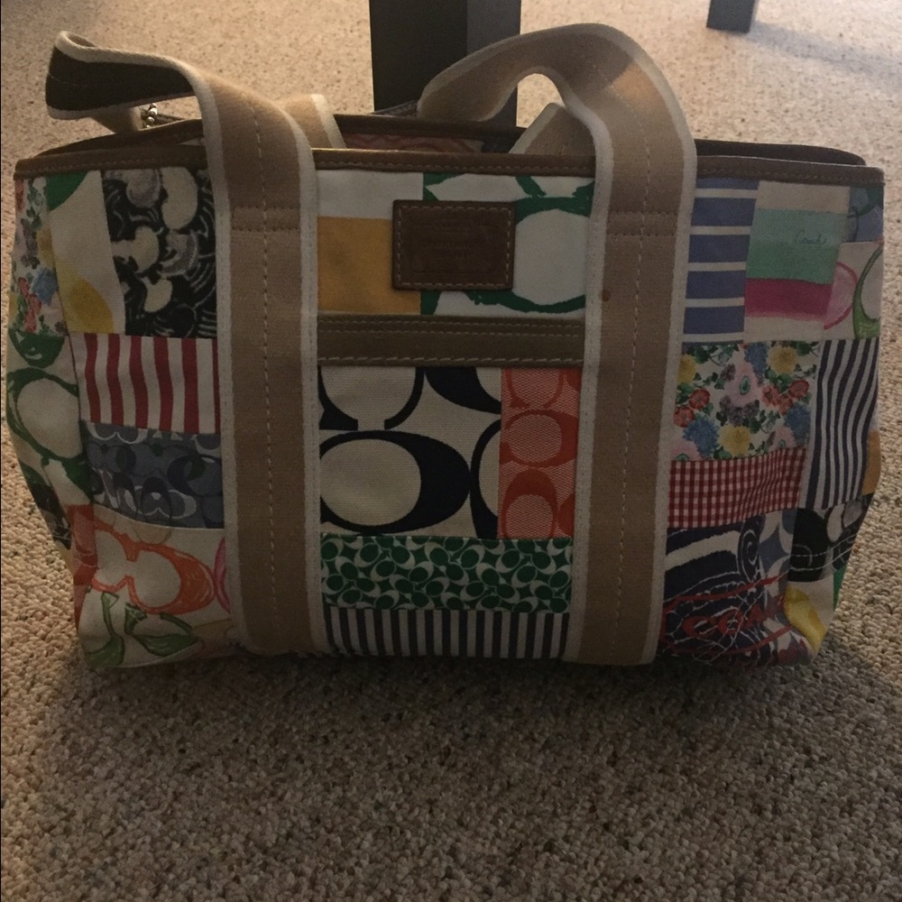 Coach purse, multicolor.